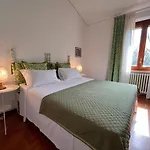 ベッド・アンド・ブレックファスト Casa Del Pino ボルゴ・ア・ブッジャーノ