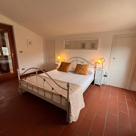 Bed & Breakfast Casa Del Pino Borgo a Buggiano
