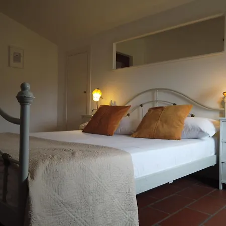 Casa Del Pino Bed & Breakfast