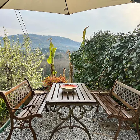 Casa Del Pino Bed & Breakfast Borgo a Buggiano
