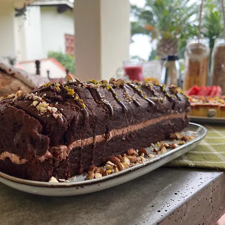 Casa Del Pino Bed & Breakfast